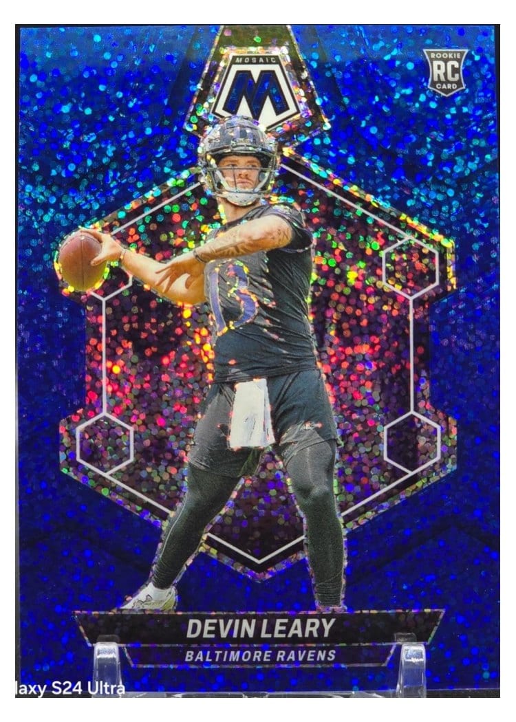 2024 Panini Mosaic Base Set Devin Leary #398 card