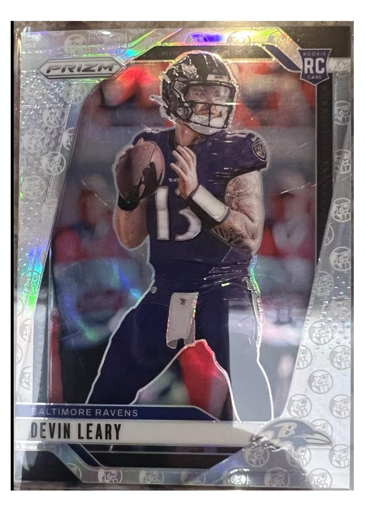 2024 Panini Prizm Base Set Devin Leary #327 card