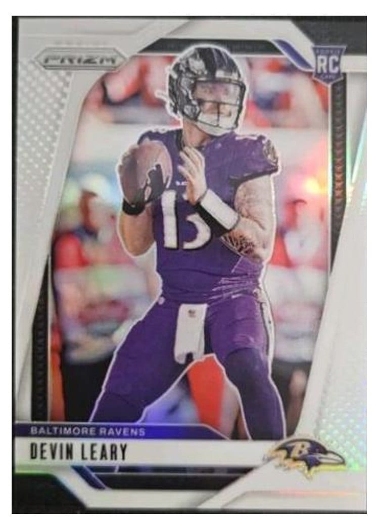 2024 Panini Prizm Base Set Devin Leary White #327 card