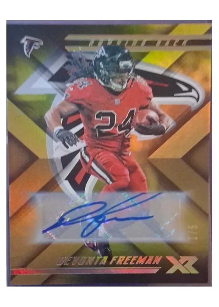 2018 Panini XR Devonta Freeman #76 card