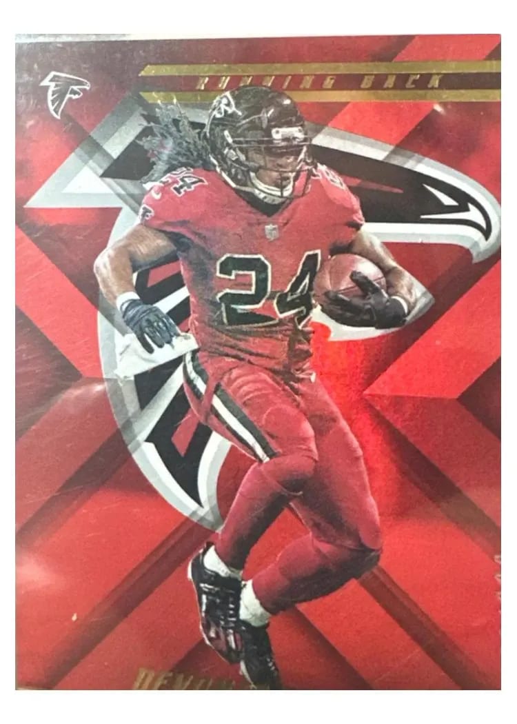 2018 Panini XR Devonta Freeman Red #76 card