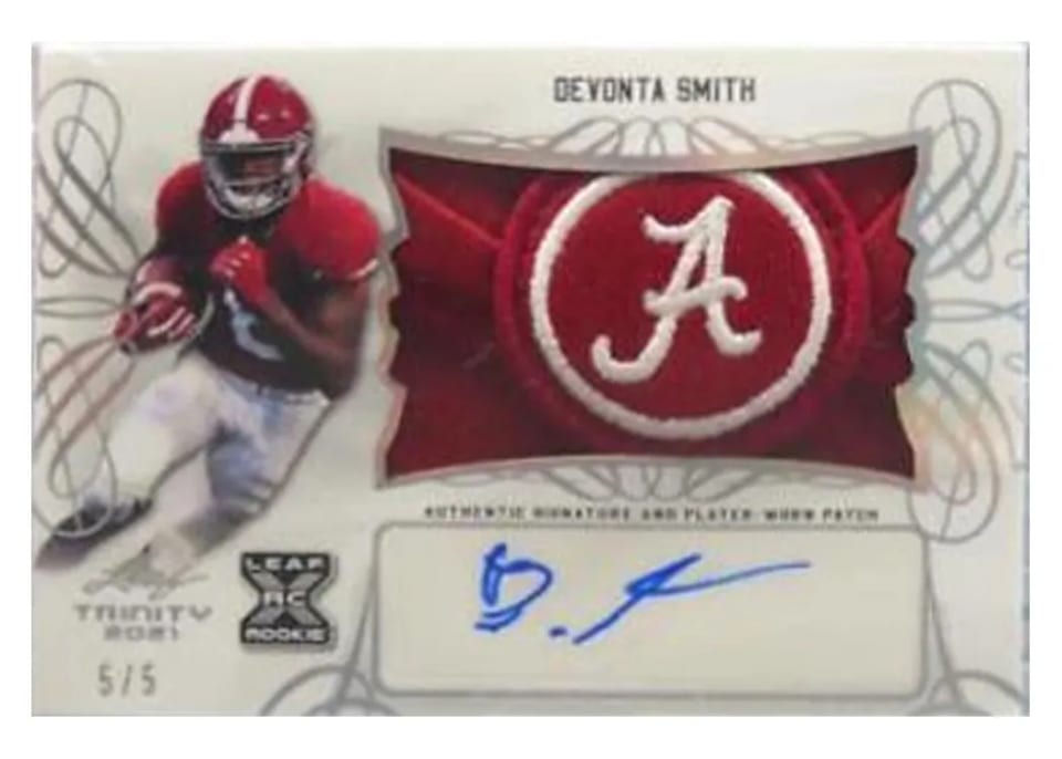 2021 Leaf Trinity Patch Autographs DeVonta Smith #PA-DS2 card