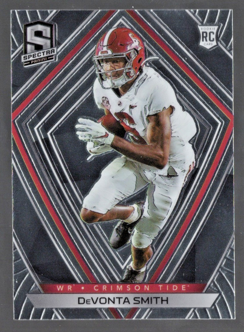 2021 Panini Chronicles Draft Picks Spectra DeVonta Smith #284 card