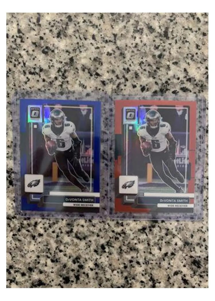 2022 Donruss Optic Base Set DeVonta Smith Blue #160 card