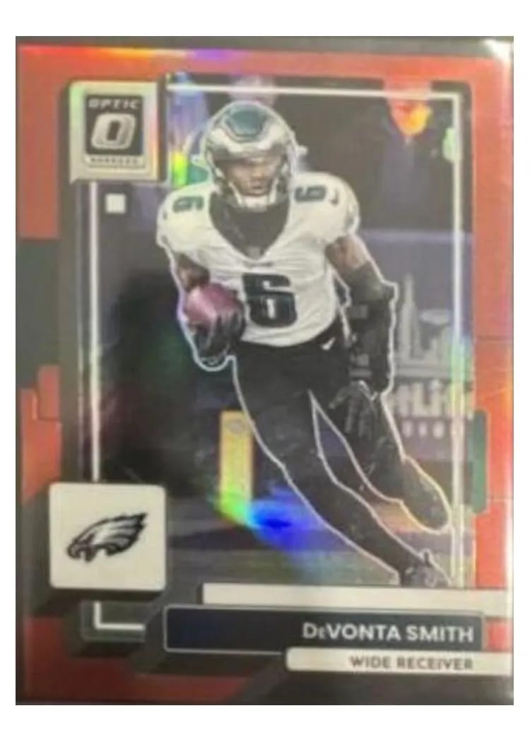 2022 Donruss Optic Base Set DeVonta Smith Red #160 card