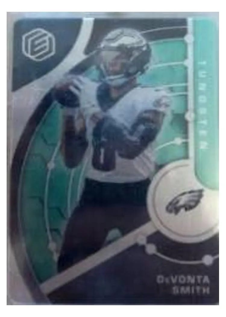 2022 Panini Elements Base Set DeVonta Smith #17 card
