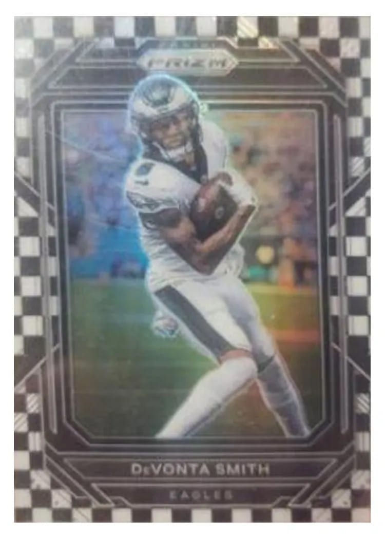 2022 Panini Prizm Base Set DeVonta Smith Black White Checker #237 card