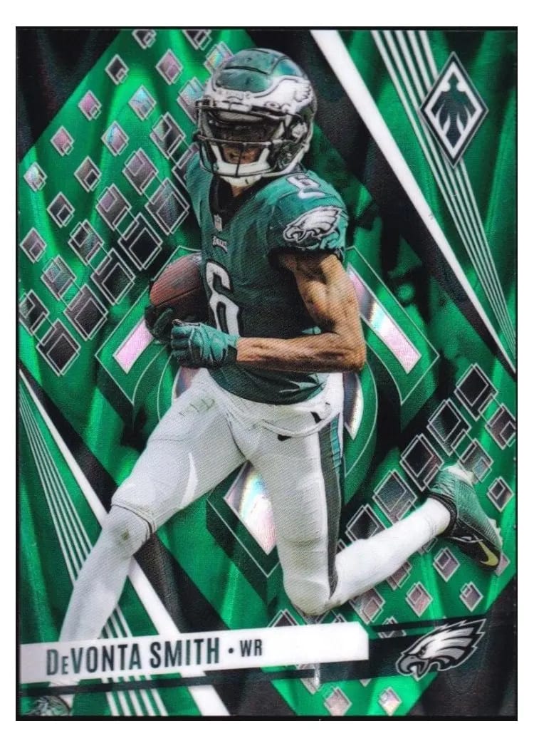 2023 Panini Phoenix Base Set DeVonta Smith Green Seismic #90 card