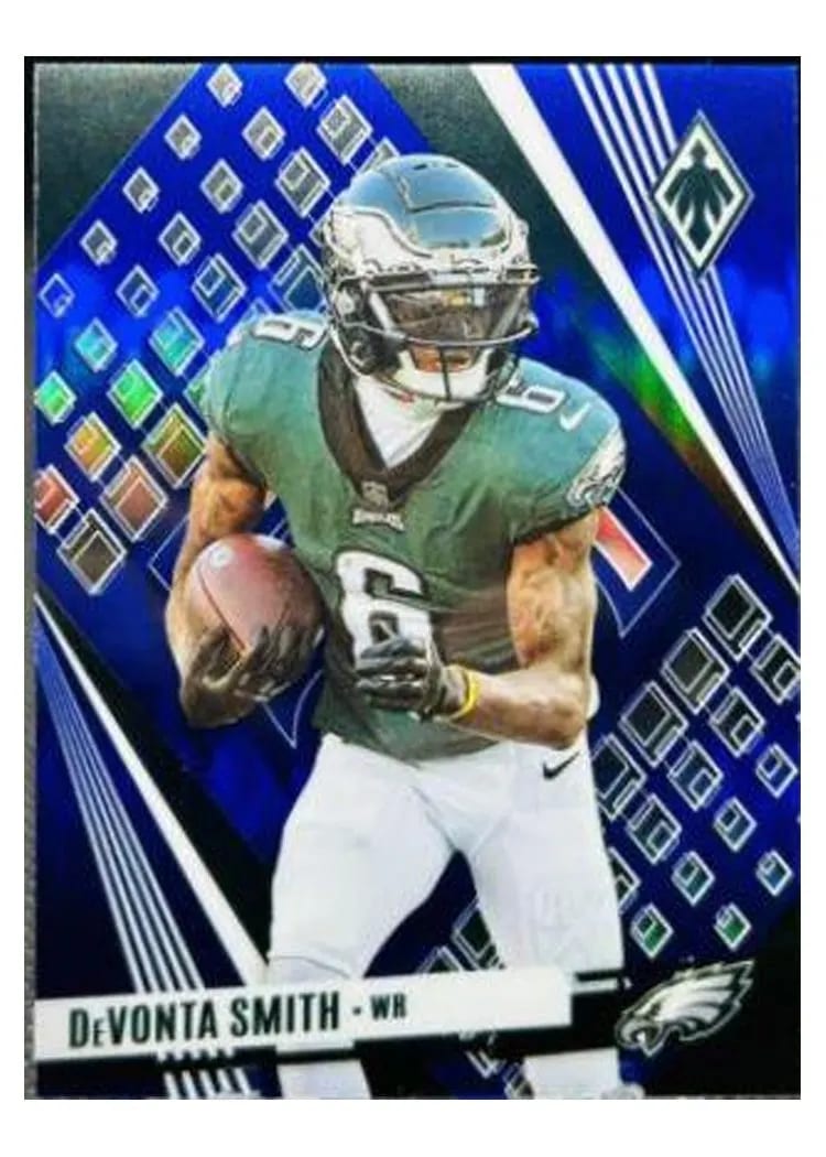 2023 Panini Phoenix Base Set DeVonta Smith SP Variation Blue #90 card