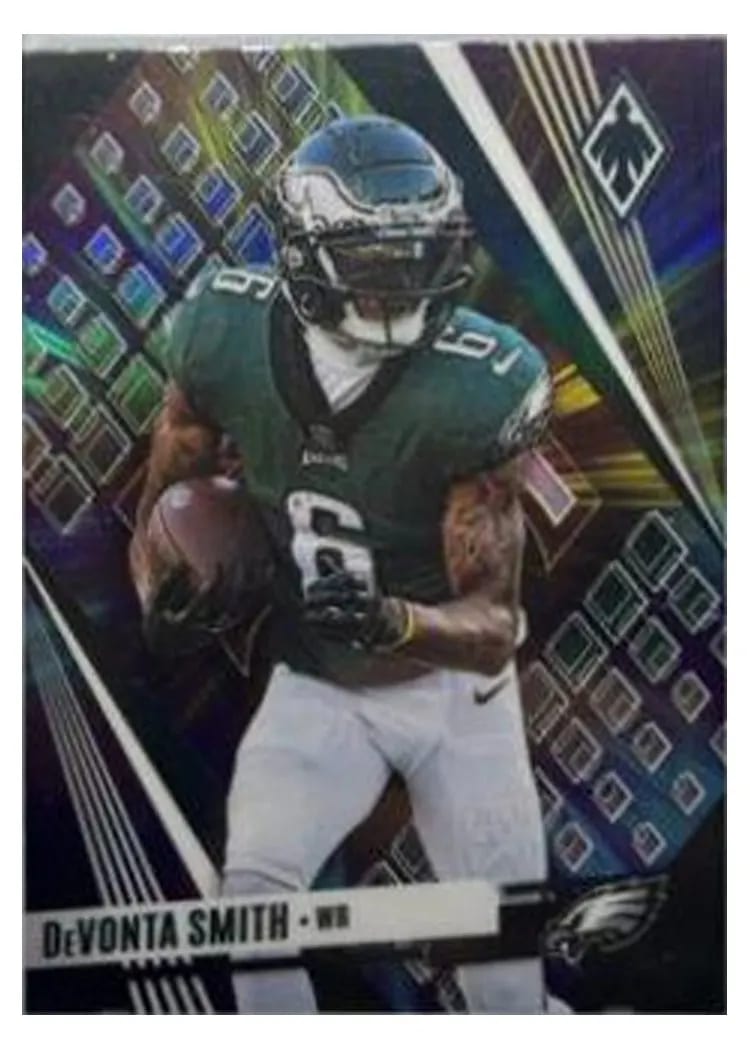 2023 Panini Phoenix Base Set DeVonta Smith #90 card