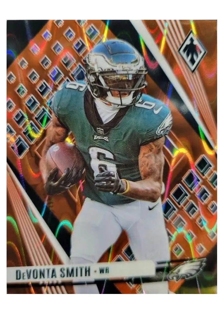 2023 Panini Phoenix Base Set DeVonta Smith #90 card