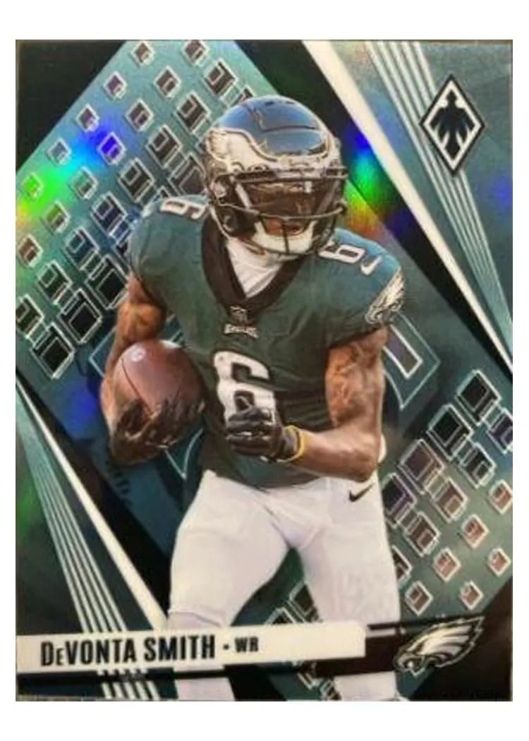 2023 Panini Phoenix Base Set DeVonta Smith #90 card