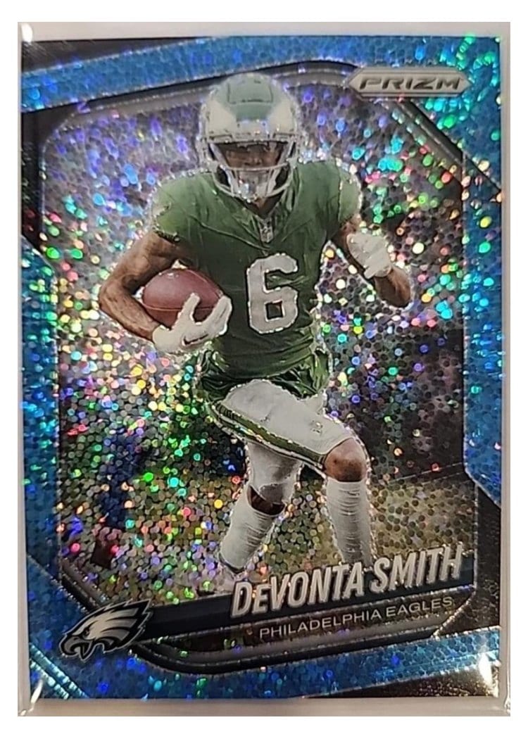 2025 Panini Prizm Base Set DeVonta Smith #70 card