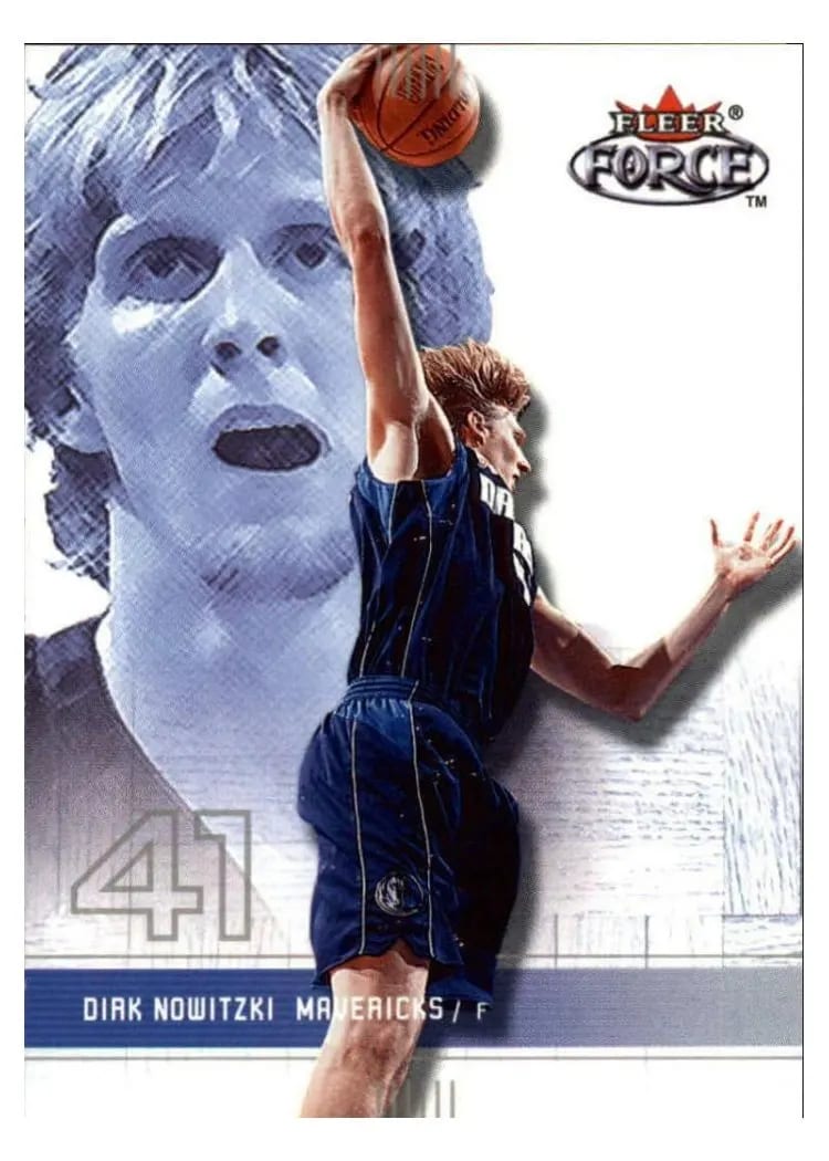 2001 Fleer Force Dirk Nowitzki #35 card