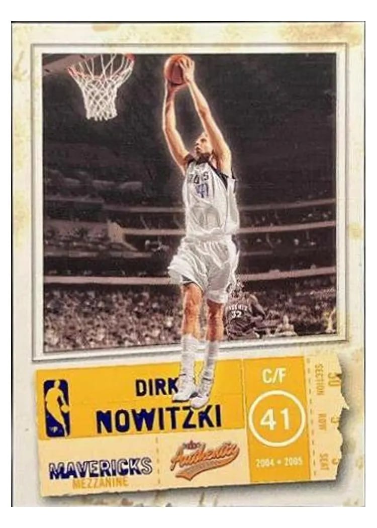 2004 Fleer Authentix Dirk Nowitzki #38 card