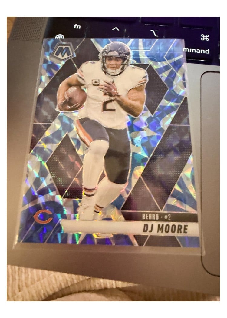 2025 Panini Mosaic DJ Moore #180 card