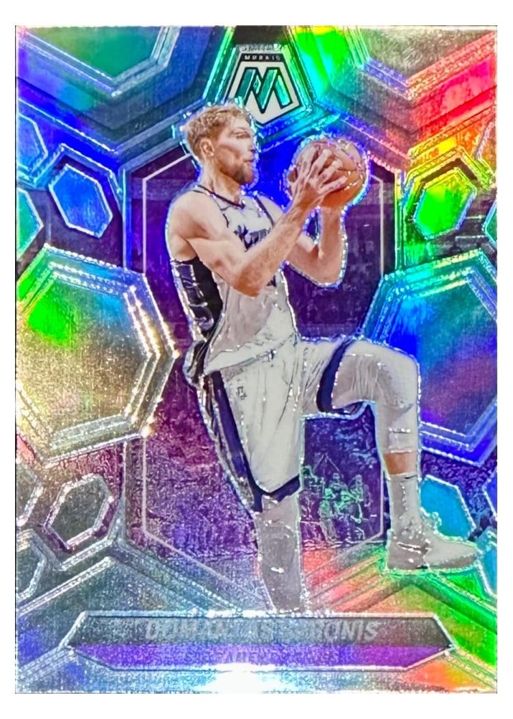 2023-24 Panini Mosaic Base Set Domantas Sabonis #76 card
