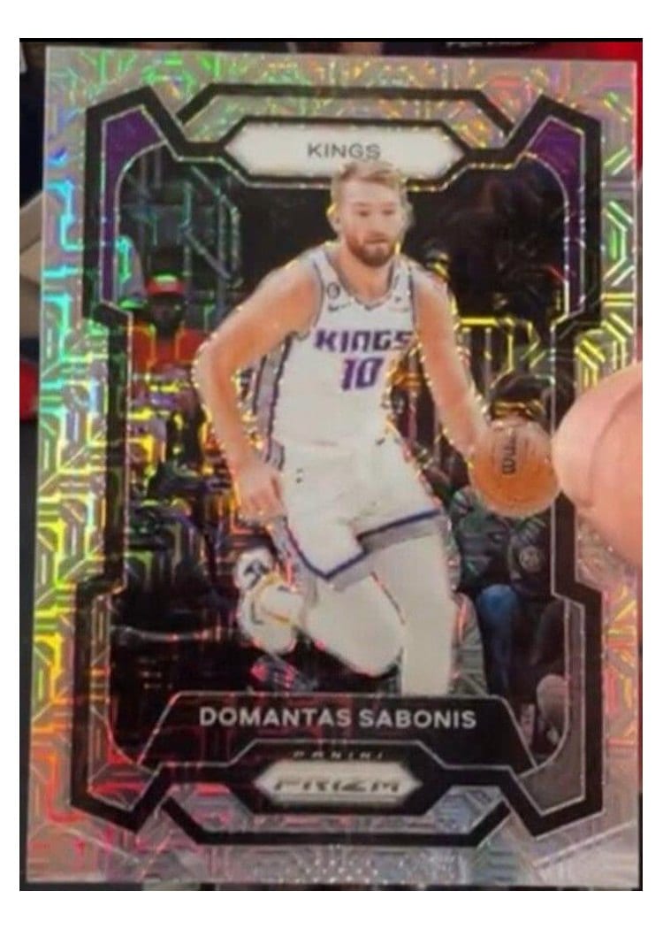 2023-24 Panini Prizm Base Set Domantas Sabonis #45 card