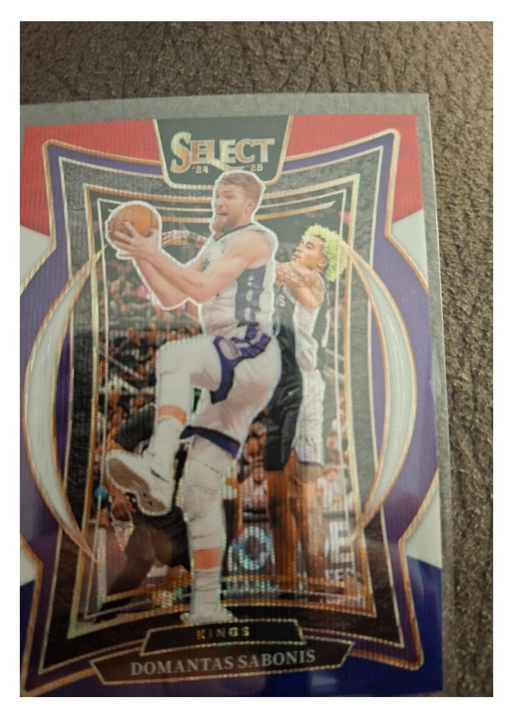 2024-25 Panini Select Base Set Domantas Sabonis #135 card