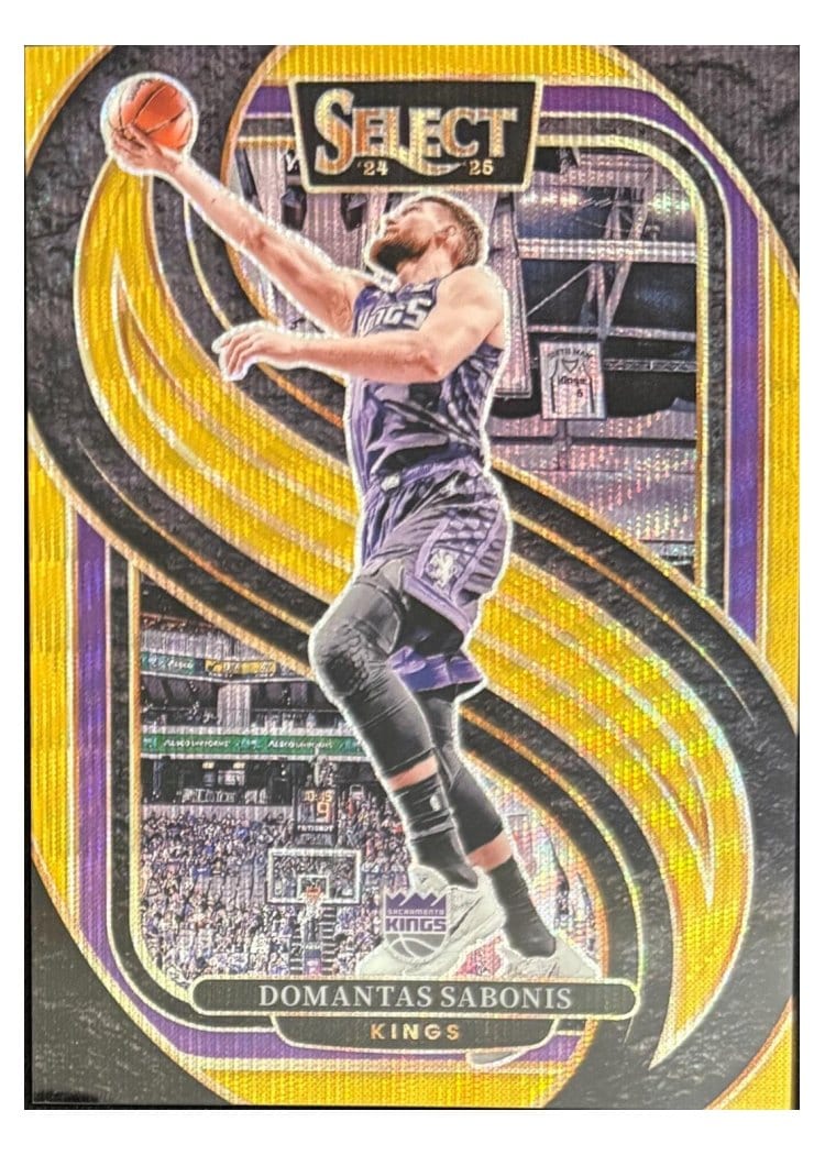 2024-25 Panini Select Base Set Domantas Sabonis #135 card