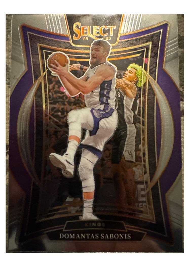 2024-25 Panini Select Base Set Domantas Sabonis #24 card