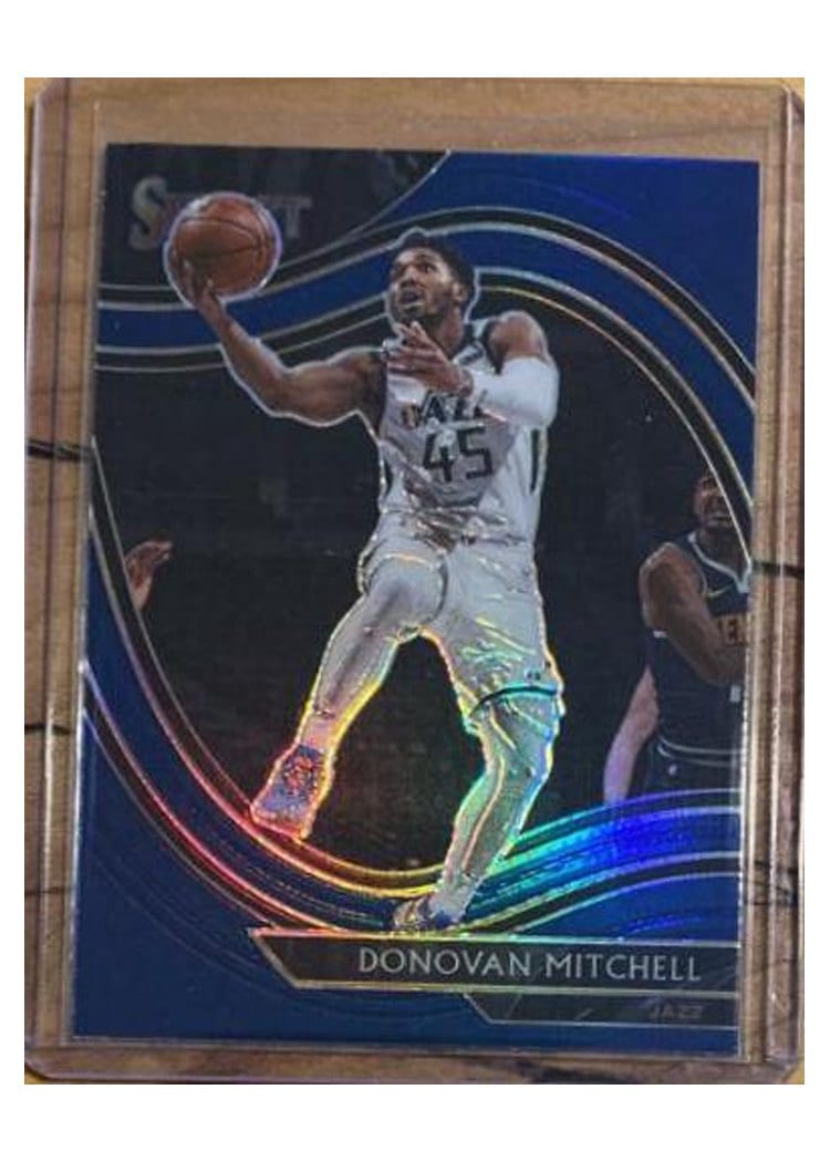 2020-21 Panini Select Base Set Donovan Mitchell #218 card