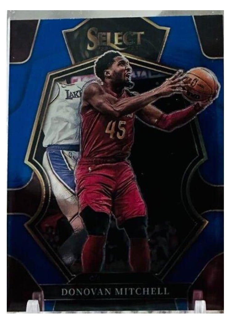 2022-23 Panini Select Base Set Donovan Mitchell Blue Prizm #131 card