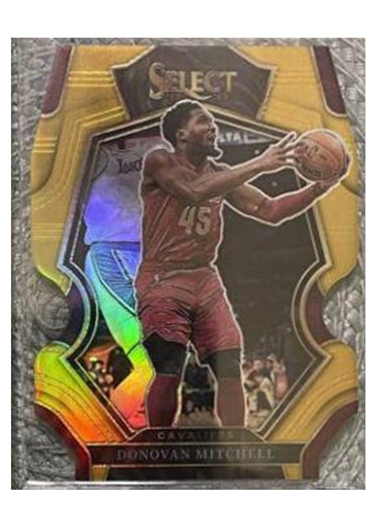 2022-23 Panini Select Base Set Donovan Mitchell #131 card