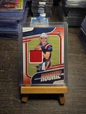2024 Panini Absolute Absolute Rookie Materials Drake Maye #ARM-DME
