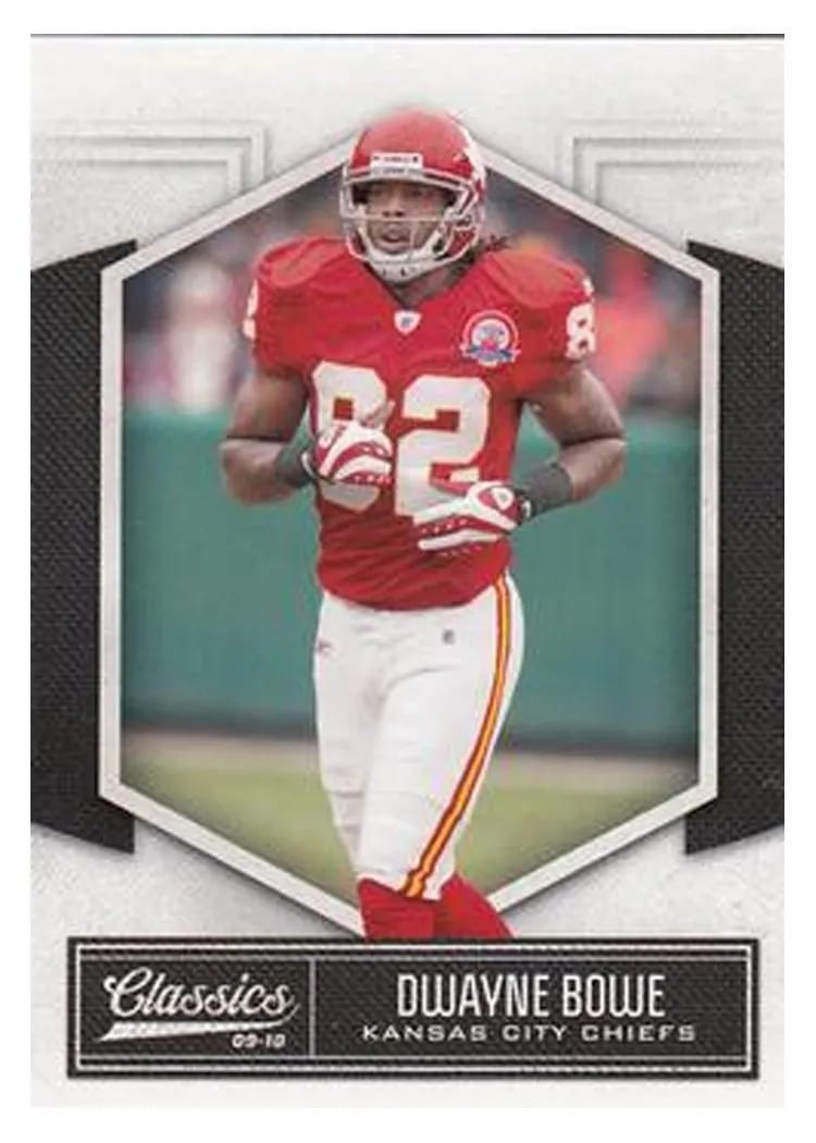 2010 Panini Classics Dwayne Bowe #48 card