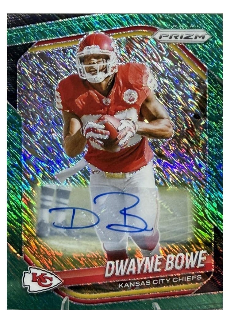 2025 Panini Prizm Base Set Dwayne Bowe Green Shimmer Autograph #46 card