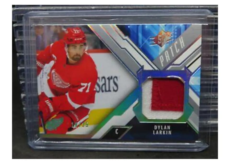 2021 SPx Dylan Larkin #2 card