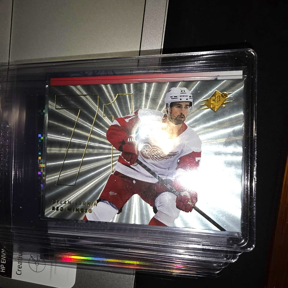 2024 SPx Dylan Larkin #71 card