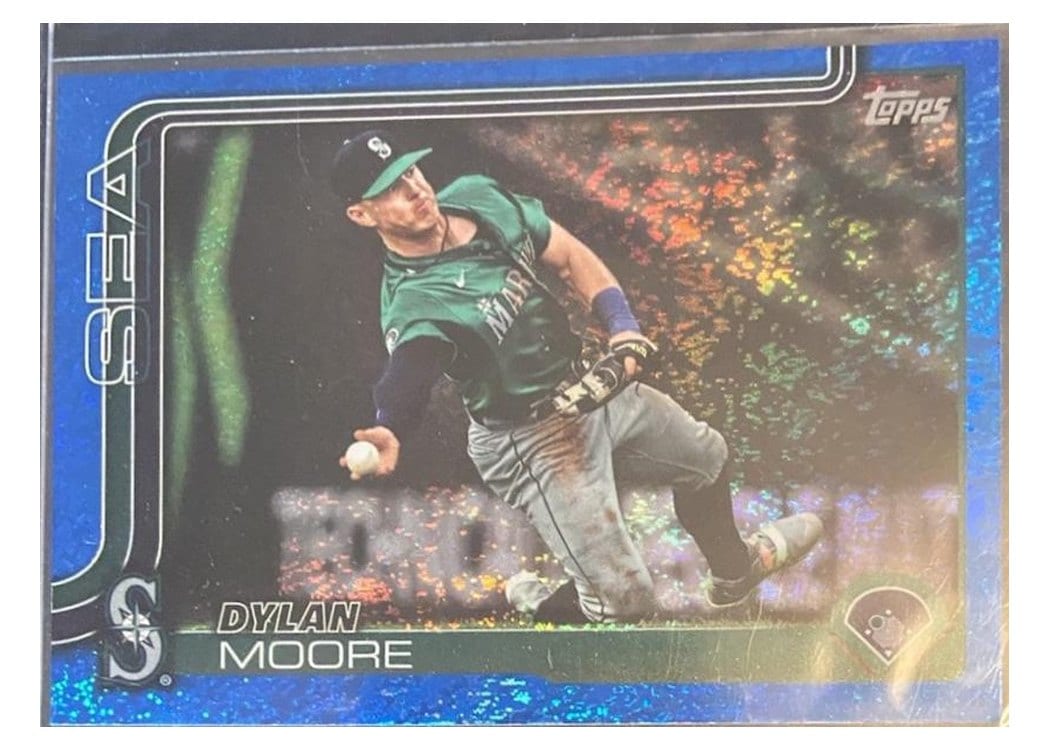 2025 Topps Base Set Dylan Moore #105 card