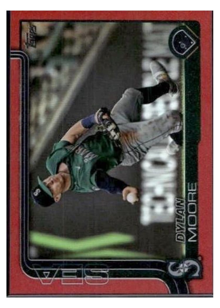 2025 Topps Base Set Dylan Moore #105 card