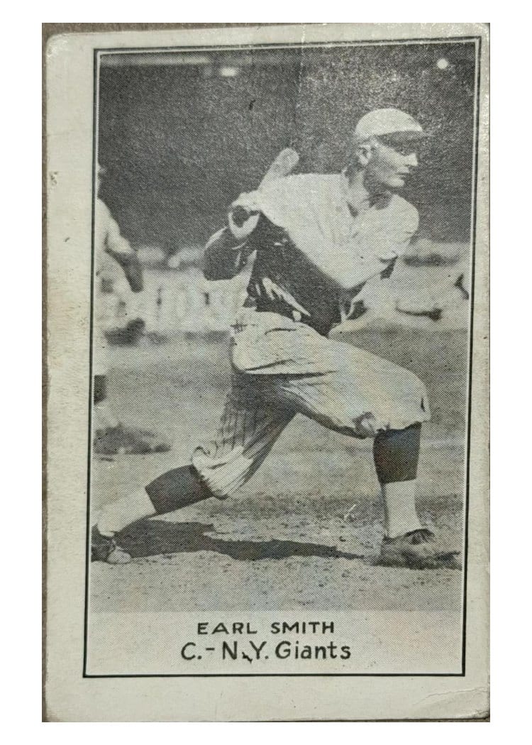 1921 E220 National Caramel Earl Smith card