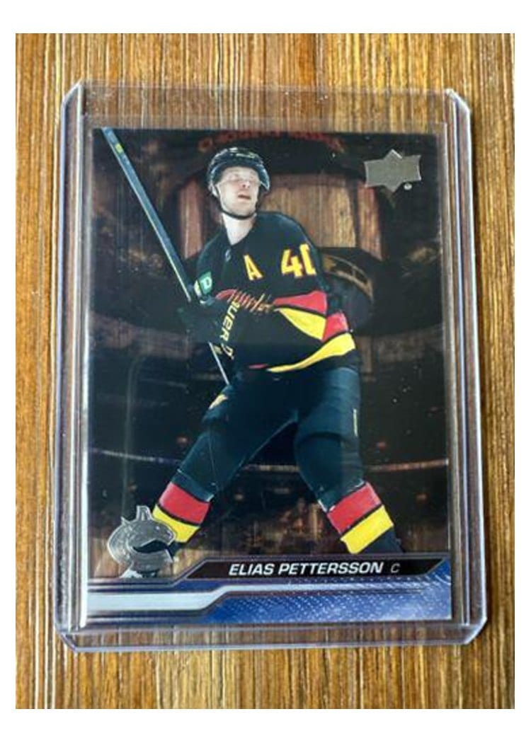 2023-24 Upper Deck Base Set Elias Pettersson #174 card