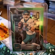 2025 Bowman University Chrome Base Set Emmett Brown #199 card