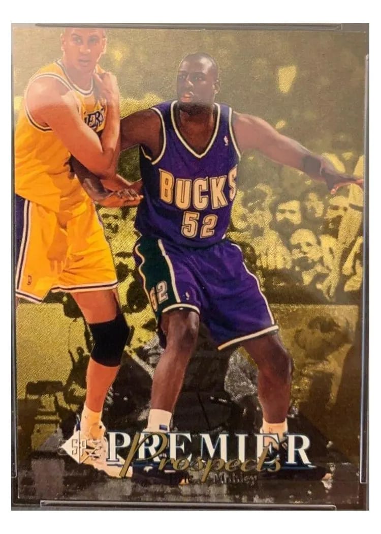 1994 SP Eric Mobley Foil #17 card