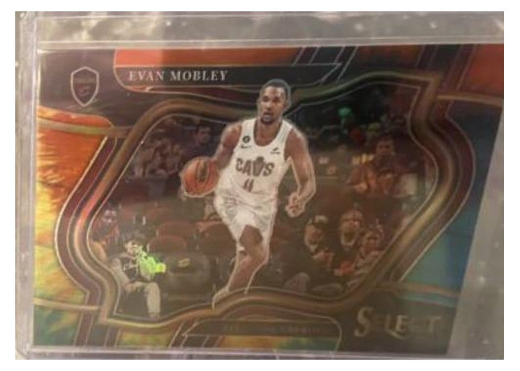2022-23 Panini Select Base Set Evan Mobley #244 card