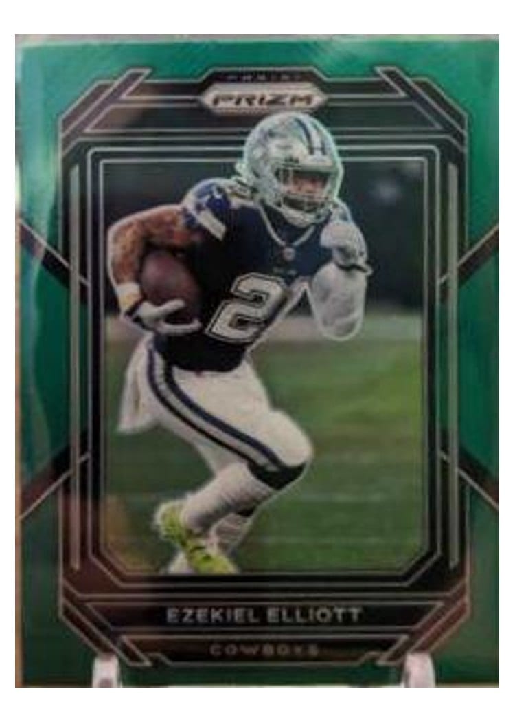 2022 Panini Prizm Base Set Ezekiel Elliott #77 card
