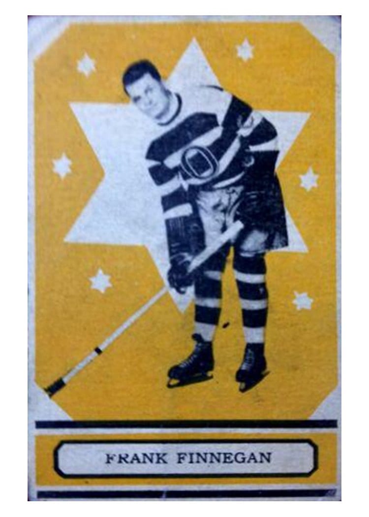 1933 O-Pee-Chee Frank Finnegan #25 card