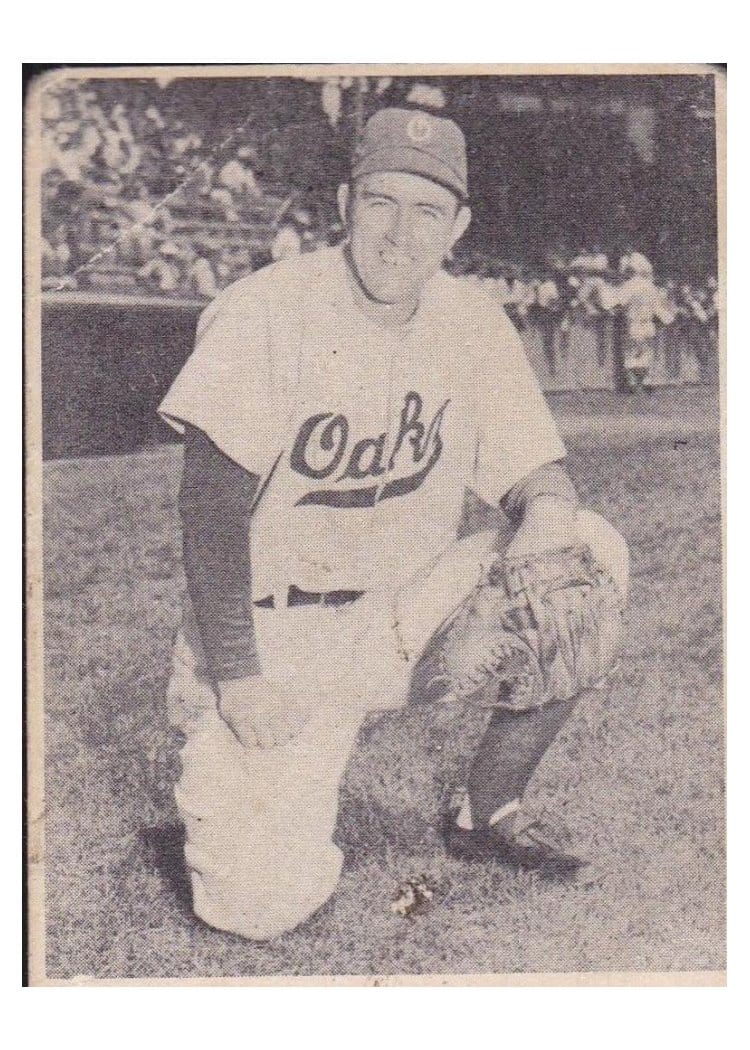 1949 Remar Bread Oakland Oaks Frank Kerr card