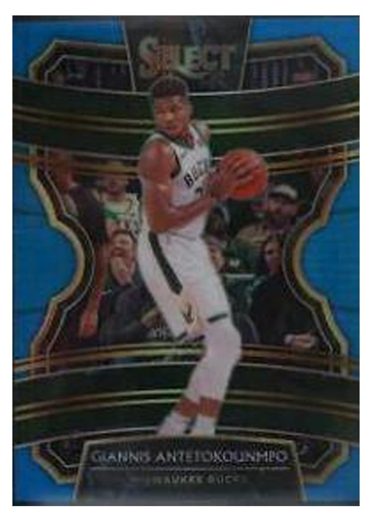 2019-20 Panini Select Base Set Giannis Antetokounmpo #22 card