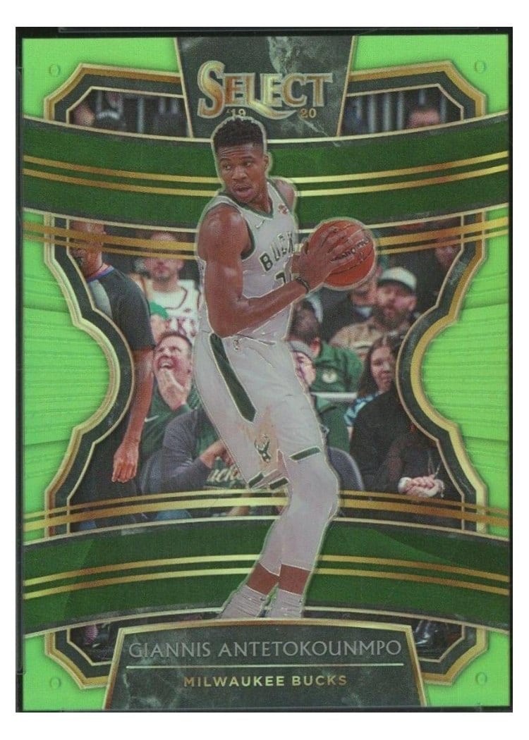 2019-20 Panini Select Base Set Giannis Antetokounmpo #22 card