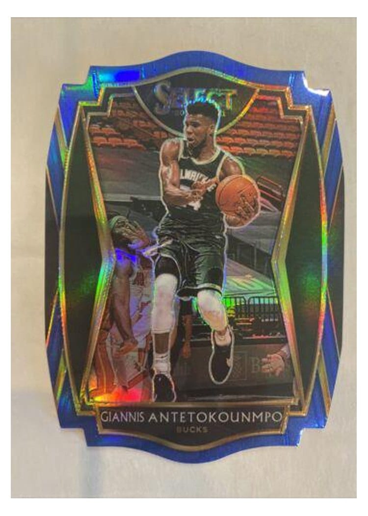 2020-21 Panini Select Base Set Giannis Antetokounmpo #117 card
