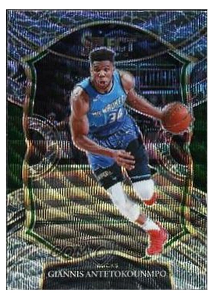 2020-21 Panini Select Base Set Giannis Antetokounmpo #54 card