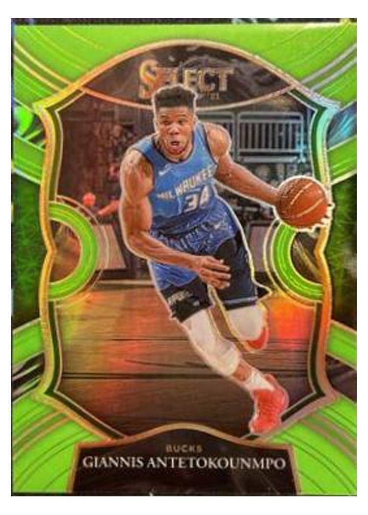 2020-21 Panini Select Base Set Giannis Antetokounmpo #54 card