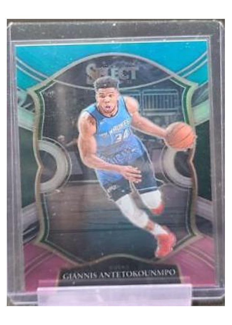 2020-21 Panini Select Base Set Giannis Antetokounmpo #54 card