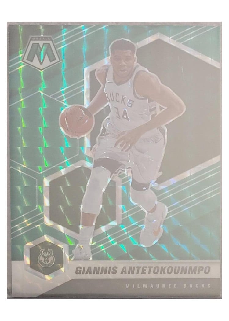 2020 Panini Mosaic Giannis Antetokounmpo #80 card